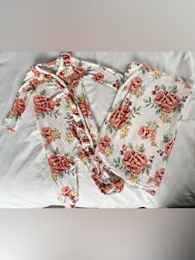 Baby Essentials Bamboo Baby Footies and Swaddle Set in White with Pink Roses